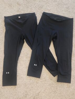 Under Armour Black Cropped Performance Leggings Bundle